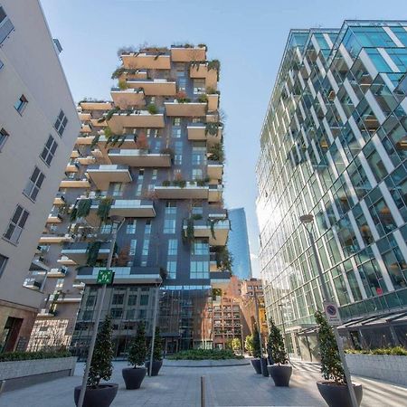 Joivy 1Br Apt In Isola With Stunning View To Bosco Verticale Milan Extérieur photo