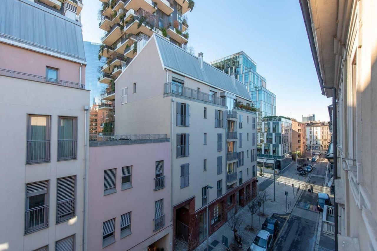 Joivy 1Br Apt In Isola With Stunning View To Bosco Verticale Milan Extérieur photo